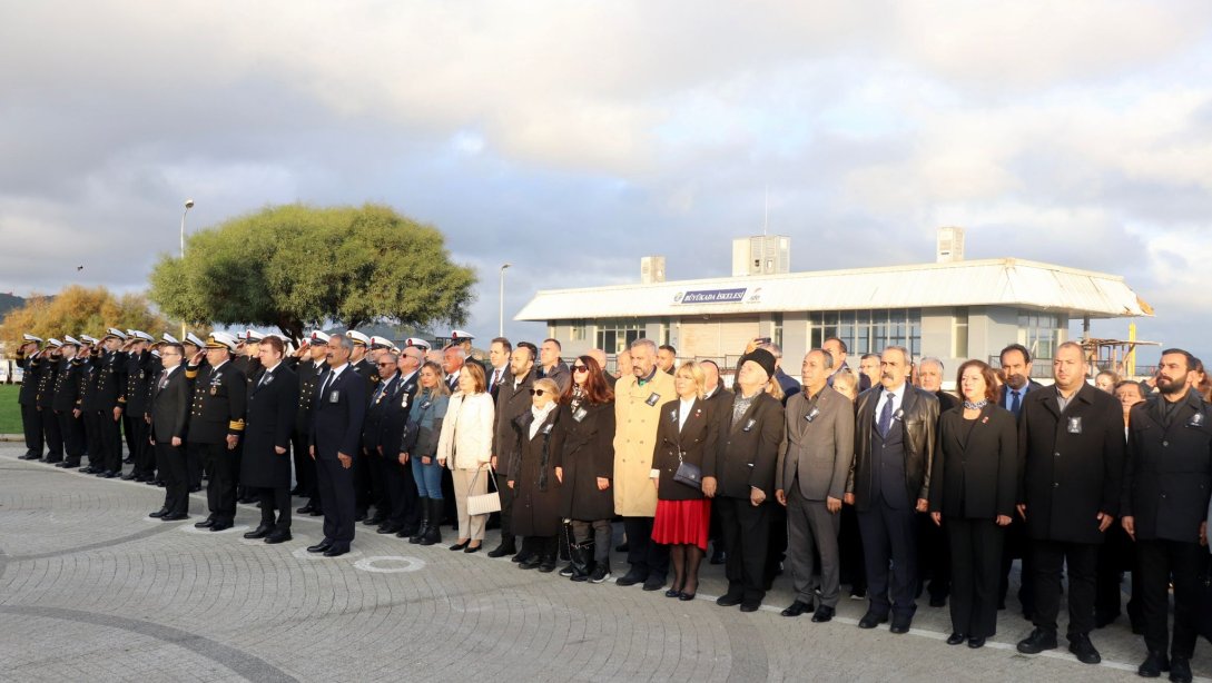 10 KASIM ATATÜRK'Ü ANMA GÜNÜ ÇELENK SUNMA TÖRENİ